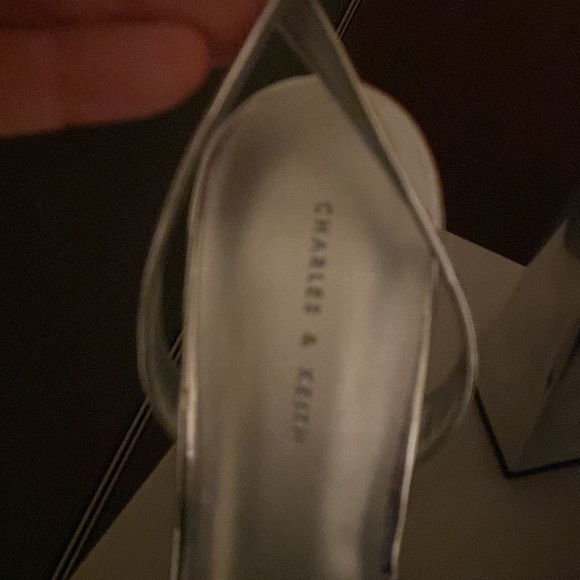 Charles and Keith chunky platform shoes - Picture 2 of 11